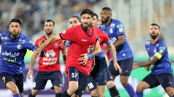 طاهرخانی: قهرمانی نساجی نشان از همدلی مجموعه تیم بود/ پیشنهاد 8 میلیاردی داشتم اما می‌خواستند با 300 میلیون برای استقلال بازی کنم!