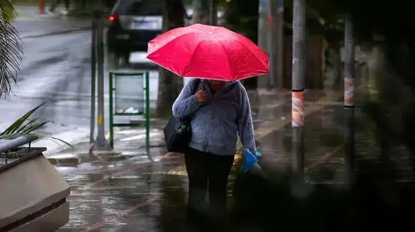 مدیریت بحران تهران: خشکی زمین می‌تواند بارش‌های کم را هم خطرناک کند/ خطر سیلاب در کمین معابر