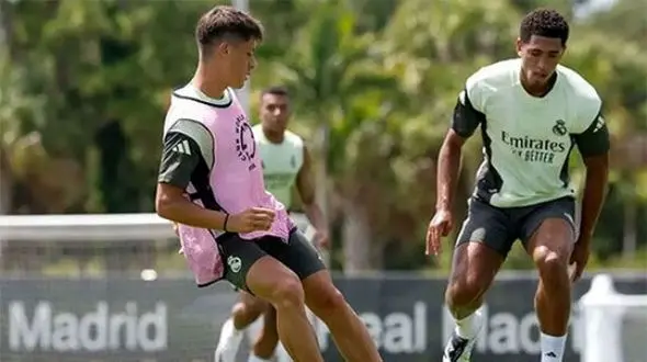 خطر از بیخ گوش ستاره ها گذشت / سرگردانی سه‌ساعته هواپیمای رئال مادرید در آسمان واشنگتن!