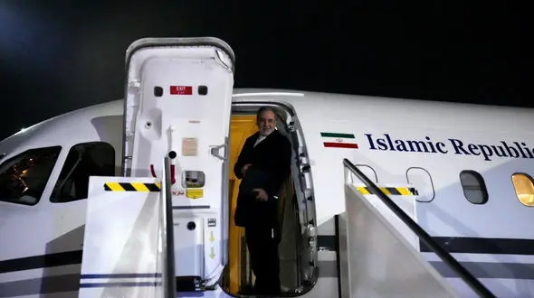 وزیر خارجه تهران را به مقصد ژنو ترک کرد / دور دوم مذاکره با آمریکا ودیدار  با گروسی