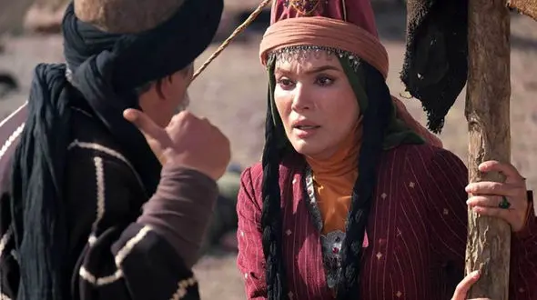 چهره بامزه و زیبای متین ستوده  خاتون سریال مهیار عیار در کودکی + عکس