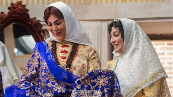 عکس ها / نگاهی بر طراحی لباس ترلان پروانه، رزیتا غفاری، ستاره اسکندری در سریال «بامداد خمار»
