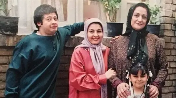 اولین نوروز آناهیتا همتی و شوهر سن بالایش در ترکیه ! + عکس خانم بازیگر همیشه خندان خانه به دوش !