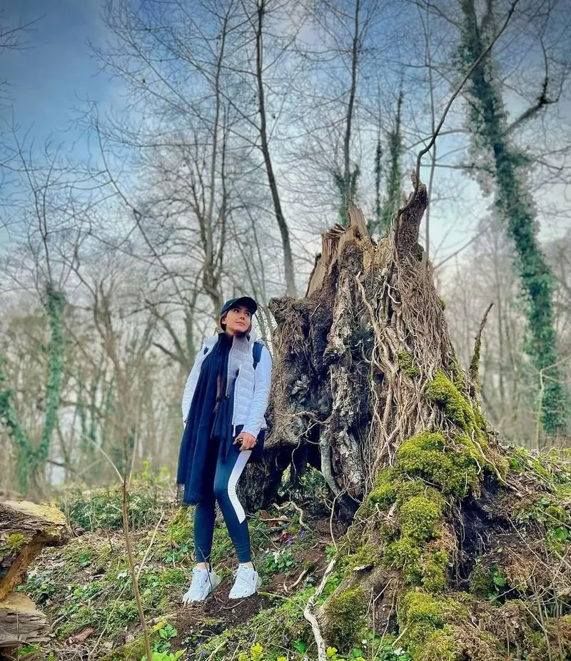 آزاده زارعی