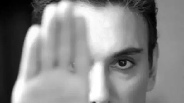 دانلود آهنگ باشکوه شادمهر سامان جلیلی سینا پارسیان/  هی تو سرم فکرای نامربوط میگرده