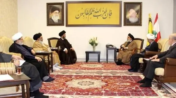 دیدار هیاتی از علمای ایرانی با سیدحسن نصرالله