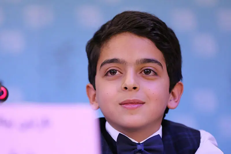 مادری