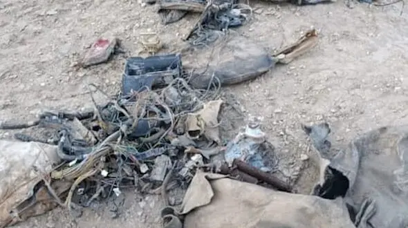 فیلم کشف پژو با جمجمه و اسکلت انسان  پس از ۱۵ سال در حوالی اهواز / از زیر زمین بیرون کشیده شد