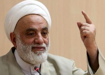حاج آقای قرائتی؛ به مقام معظم رهبری گفتم پول بده! گفت نماز برای خداست حرف پول نزن! گفتم ابوالفضل هم برای خدا جنگید ولی اسبش جو میخورد ...