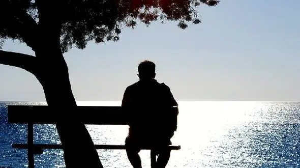 سردی همسرم مرا به انحراف کشاند/ دخترمشهدی رفتار و پوشش زننده ای دارد