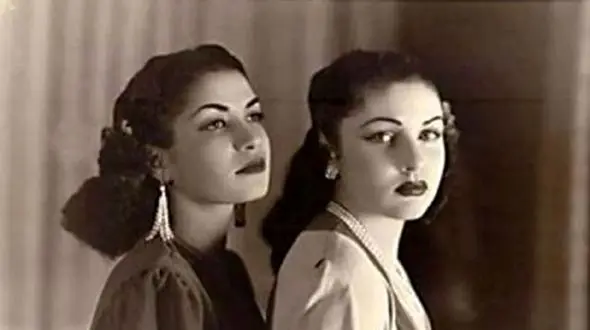 سفر به ایام قدیم سال 1342؛ بازیگوشی شمس پهلوی و سگ هایش وسط چمن های سعدآباد