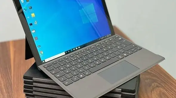 لپ تاپ استوک چیست؟ معجزه قیمت و کارایی