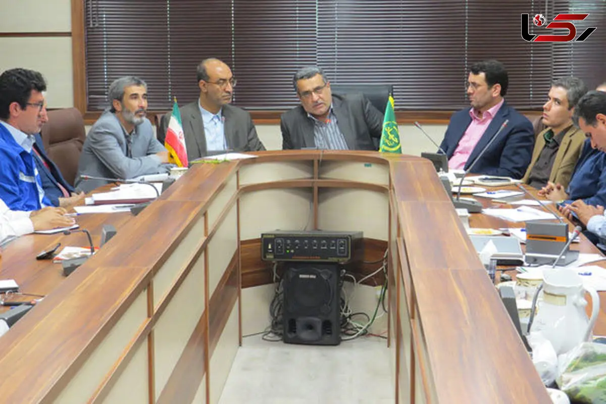 سمپاشی هوایی در مبارزه با آفات غیرعلمی و بی تاثیر است