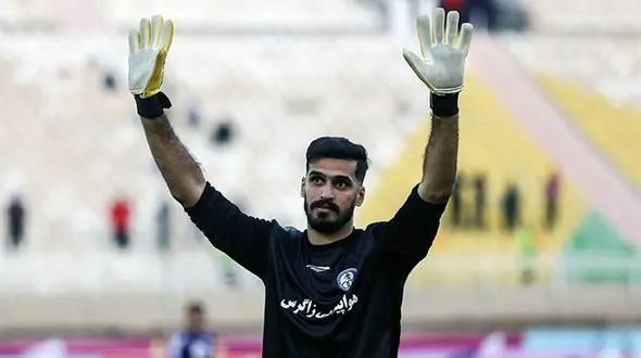 خوشحالی شیخ ویسی با جدایی از تیم استقلال خوزستان +عکس