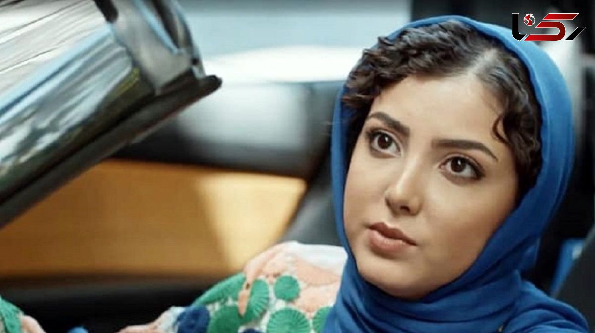 عکس/ سفر در زمان؛ «بازیگر نقش زیبا» در فیلم دینامیت در کنار مادرش؛ سال 98 / مادر و نمیشه از دختر تشخیص داد!
