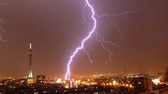 رگبار تابستانی همراه با رعد و برق در اکثر نقاط کشور / هواشناسی به مردم هشدار داد !