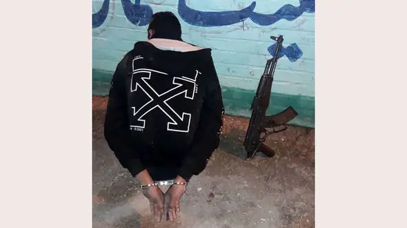 مردان مسلح در عروسی به پلیس آبادان هم رحم نکردند + عکس