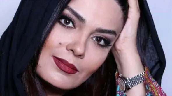 دکوراسیون ناز و زیبای خانه سارا خوئینی ها  / تزیین گلدان ها و معجزه رنگ ها + عکس ها