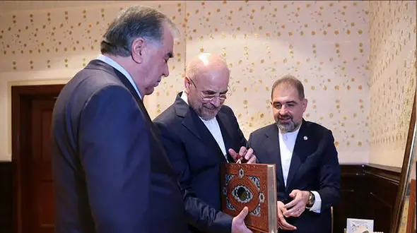 هدیه جالب قالیباف به رئیس جمهور تاجیکستان + عکس