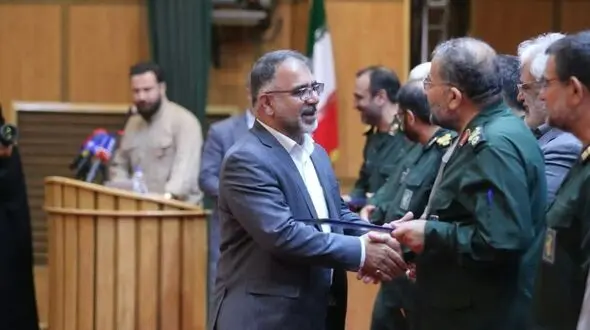 تجلیل از استاندار لرستان در همایش کشوری تجلی اخلاص