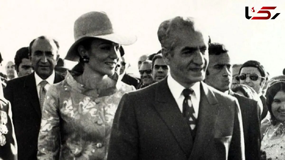عکس سفر در زمان / فرح دیبا و شاه در جوار مردم تایلند /   سال 1339