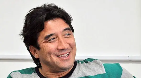 ماشین عجیب خداداد عزیزی در خیابان‌های تهران خبرساز شد