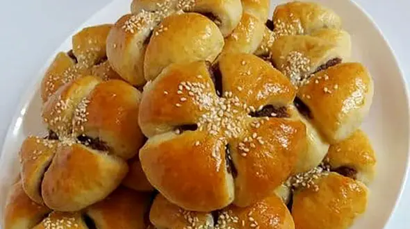 کلوچه خرمایی بهترین شیرینی برای عصرانه 