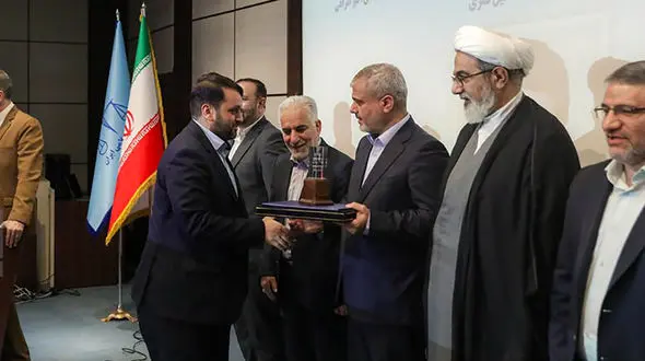 مدیران، قضات و کارکنان برتر دستگاه قضایی سال ۱۴۰۳ معرفی شدند