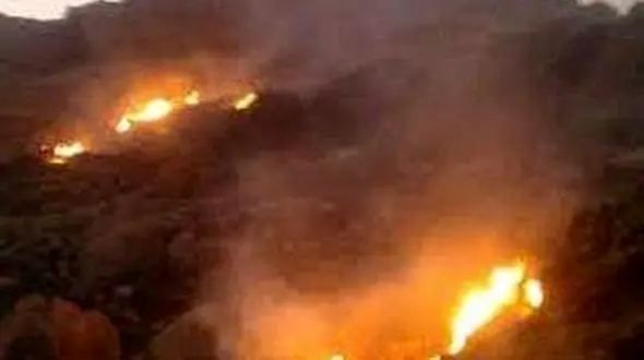 آتش همچنان در کوه مونگشت ایذه زبانه می کشد