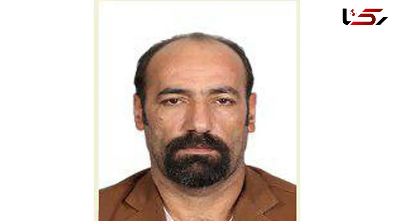 این مرد را می شناسید / او همیشه با یک کیف می آمد+ عکس