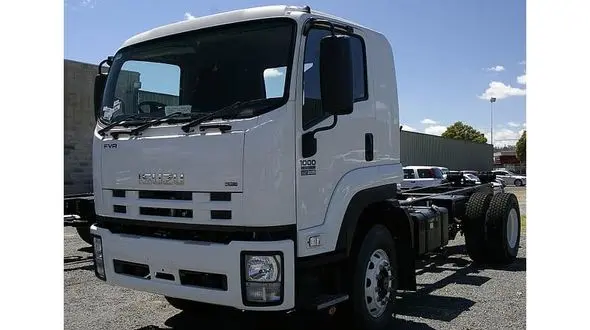 تولید ۸ خودروی سنگین متوقف شد