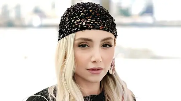 زیبایی نازنین بیاتی با این مدل موی خاص چندین برابر شد