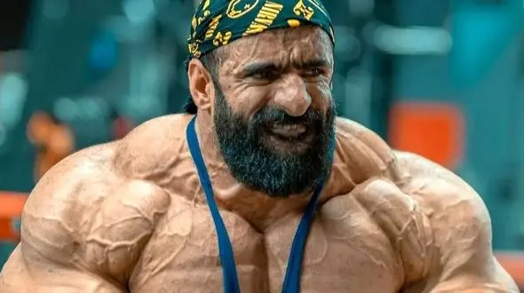 فیلم هادی چوپان: من اگه بازیگر بشم منو به خاطر قیافم میذارن تو نقش بد یا دزد میشم یا قاتل !