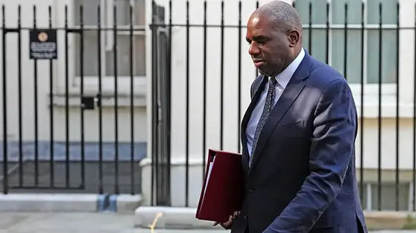 فایننشال‌تایمز: وزیر خارجه انگلیس پیام واشنگتن را به ایران منتقل می کند