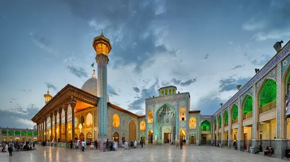 این کودک در شاهچراغ گلوله خورد ! + عکس دلخراش