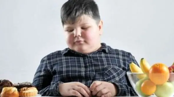 ترفندهای روزمره برای مقابله با چاقی کودکان