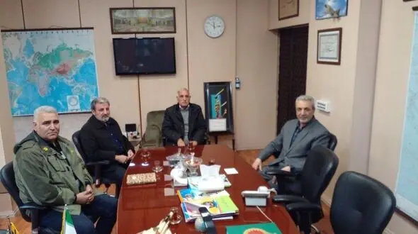 دیداری از جنس بازنشستگان و یادگاران جنگ تحمیلی/حضور نمایندگان کانون در بیمارستان های ارتش