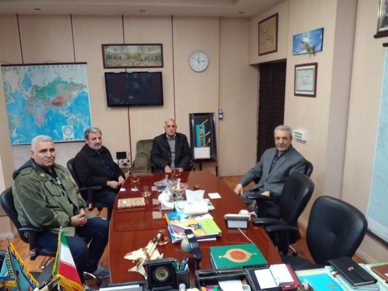 دیداری از جنس بازنشستگان و یادگاران جنگ تحمیلی/حضور نمایندگان کانون در بیمارستان های ارتش