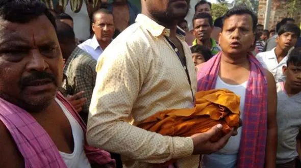 میمون ها نوزاد ربوده شده را کشتند 