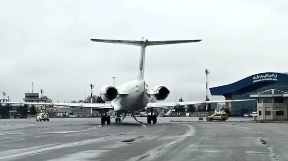 حادثه  در پرواز هواپیمایی آسمان / مهارت خلبان نجاتشان داد
