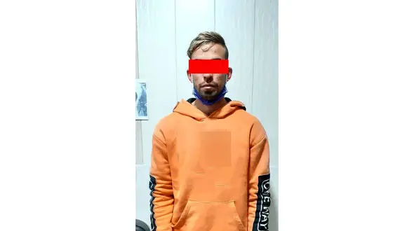 این جوان آبادانی در مقابل پلیس اسلحه کشید +عکس 