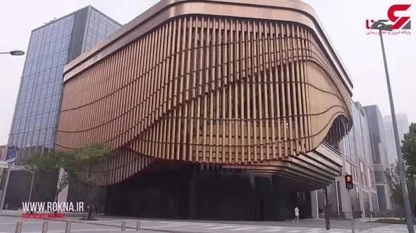 ساختمانی با نمایی از بامبو