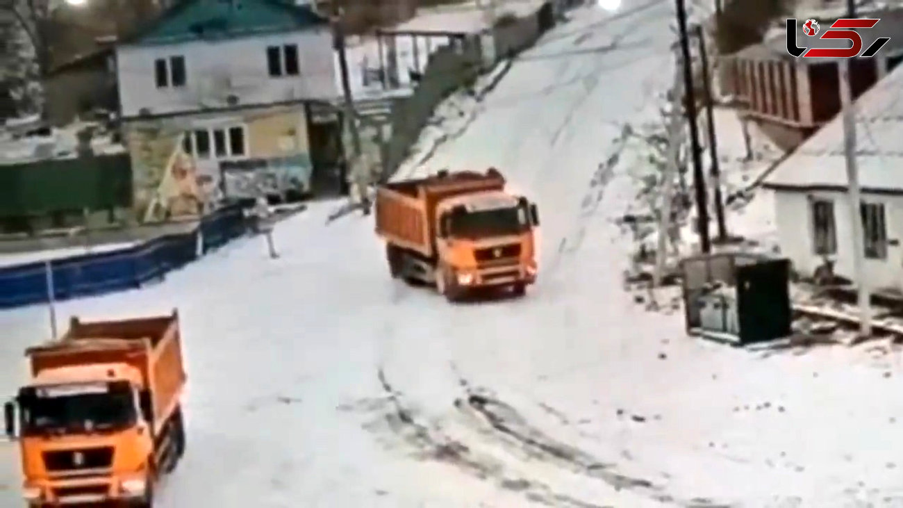عجیب اما واقعی/ فیلم جالب و نفسگیر از سرسره بازی خودروهای برف رو در شهر