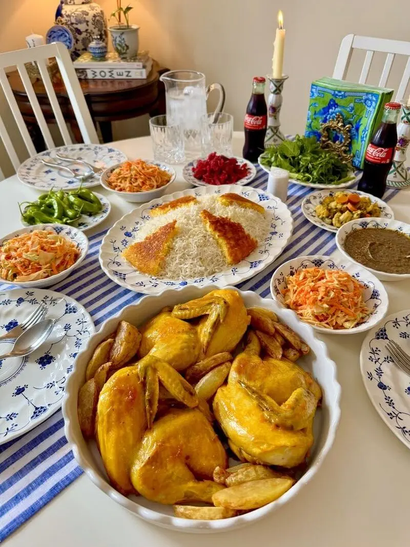 انواع تزیین میز شام عروس