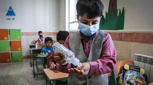 بازگشایی مدارس از مهرماه/ راهکارهای آموزش و پرورش برای مهار کرونا در مدارس