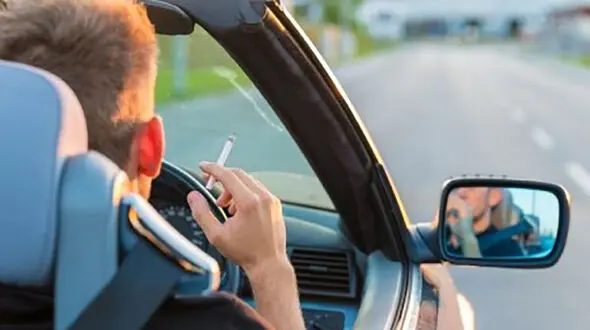 روش های از بین بردن بوی سیگار در ماشین