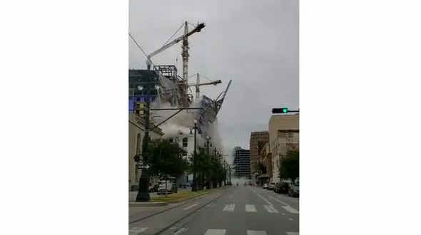 لحظه ریزش ساختمان یک هتل نیمه کاره / در نیواورلئان رخ داد +فیلم