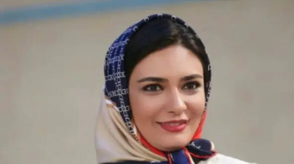 فیلم لیندا کیانی به پژمان بازغی : ازدواج خیلی چیز خوبیه/ اگه تو سن کمتر ازدواج کنی خیلی بهتره ! / مادر شدن هم عالیه !