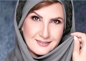 فیلم / زهرا سعیدی : من نقش کوروش کبیر را هم بازی کرده ام ! / رونمایی خانم بازیگر از نقش مردانه اش !