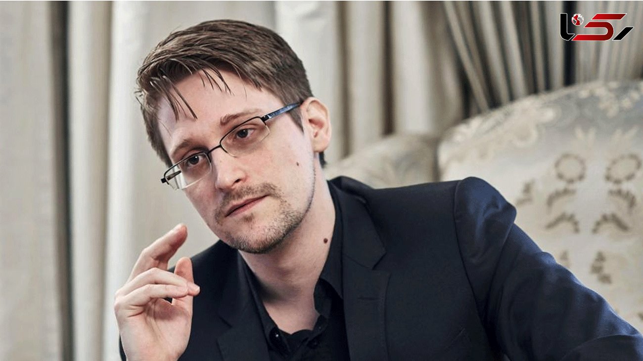  Edward Snowden to Apply for Russian Citizenship 